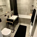 Habitación en casa particular B 502 *